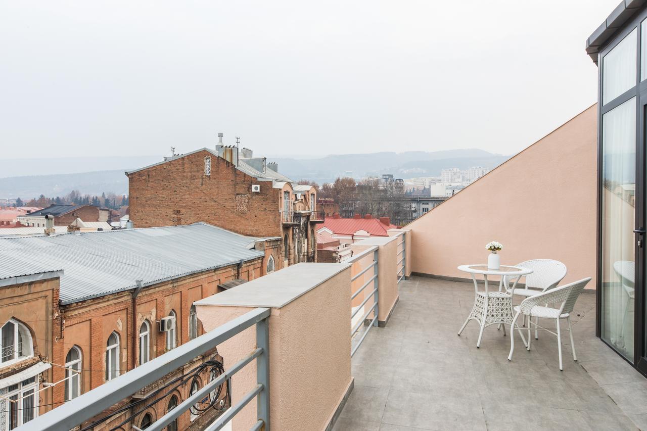 New Tiflis Apartments Plekhanovi Bilik gambar